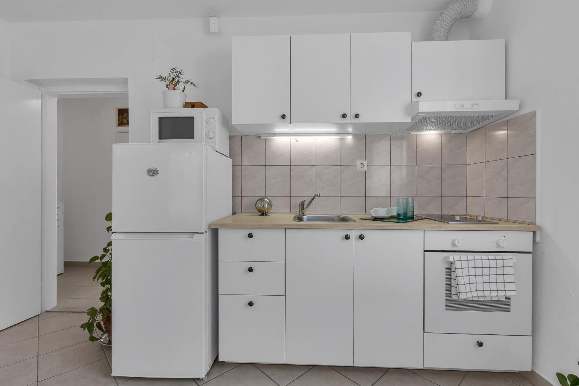 Apartment And Rooms Mila Makarska Exterior photo